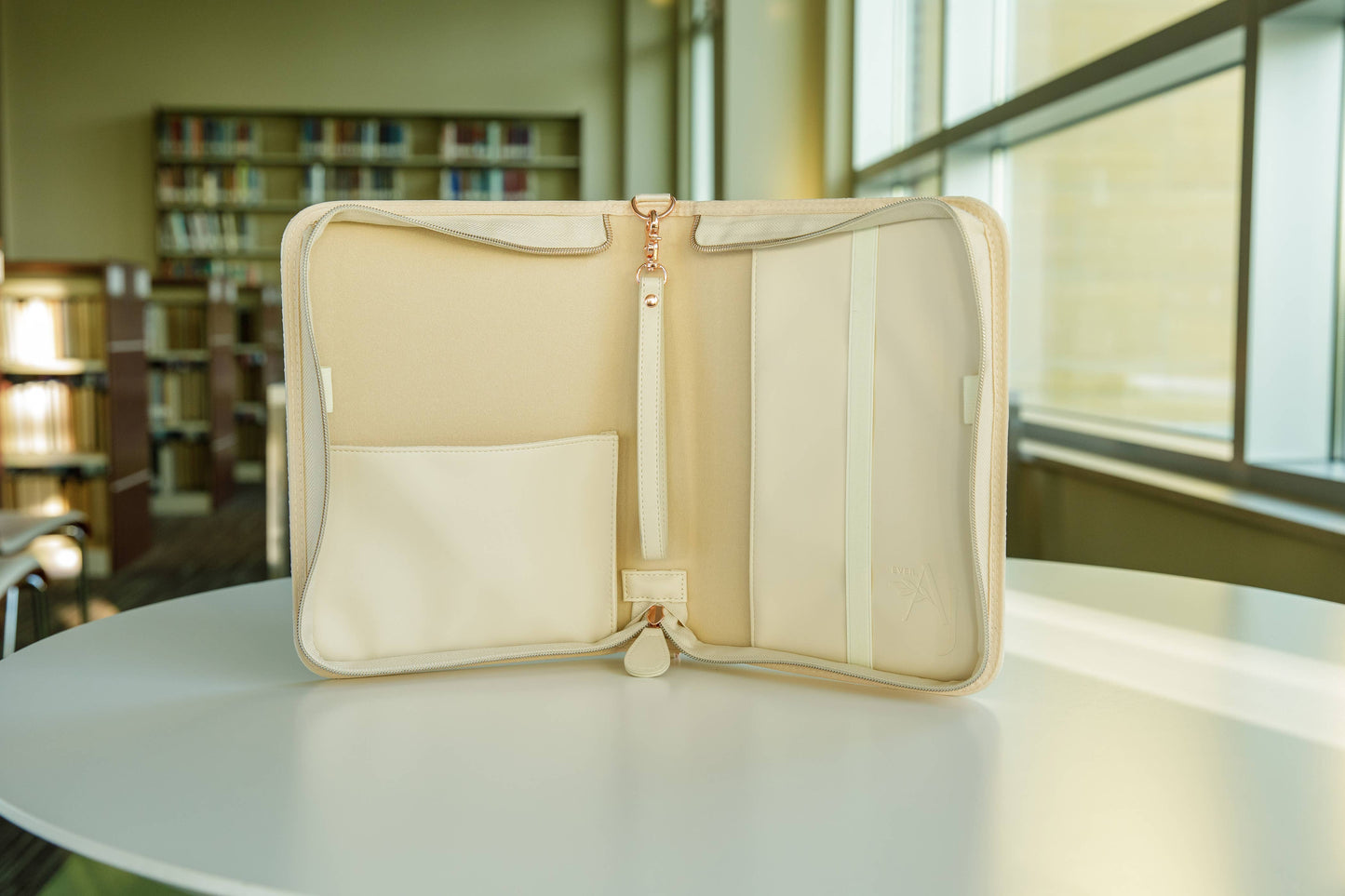 Bible Cover Crossbody Pearl