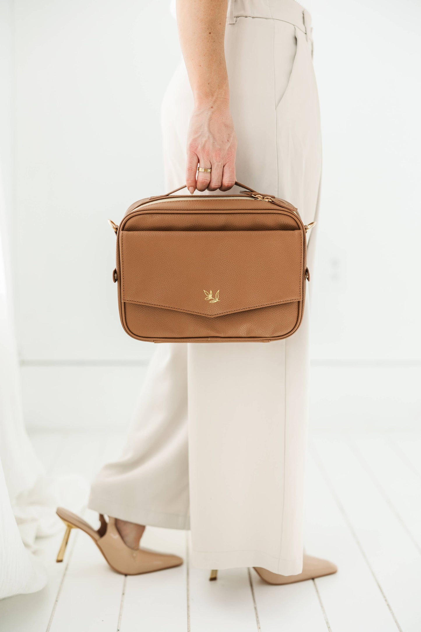 Bible Cover Crossbody Bag Mocha